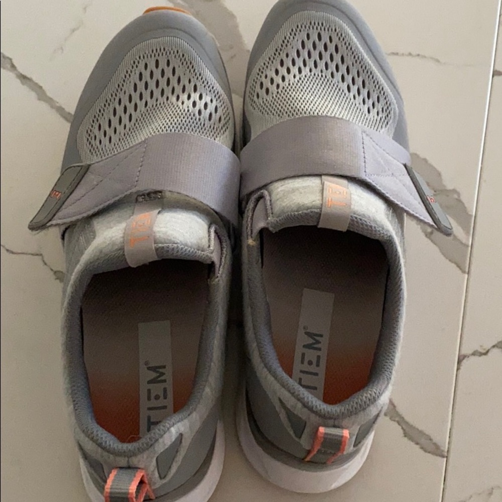 Tiems Slipstream gray Cycling Shoes w/ SPD clips